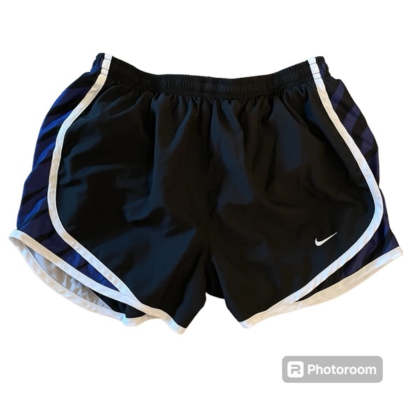 Nike Dri-Fit Tempo Running Shorts Size Small - Picture 1 of 4